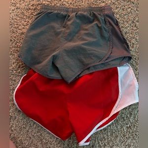 Youth Medium Nike shorts